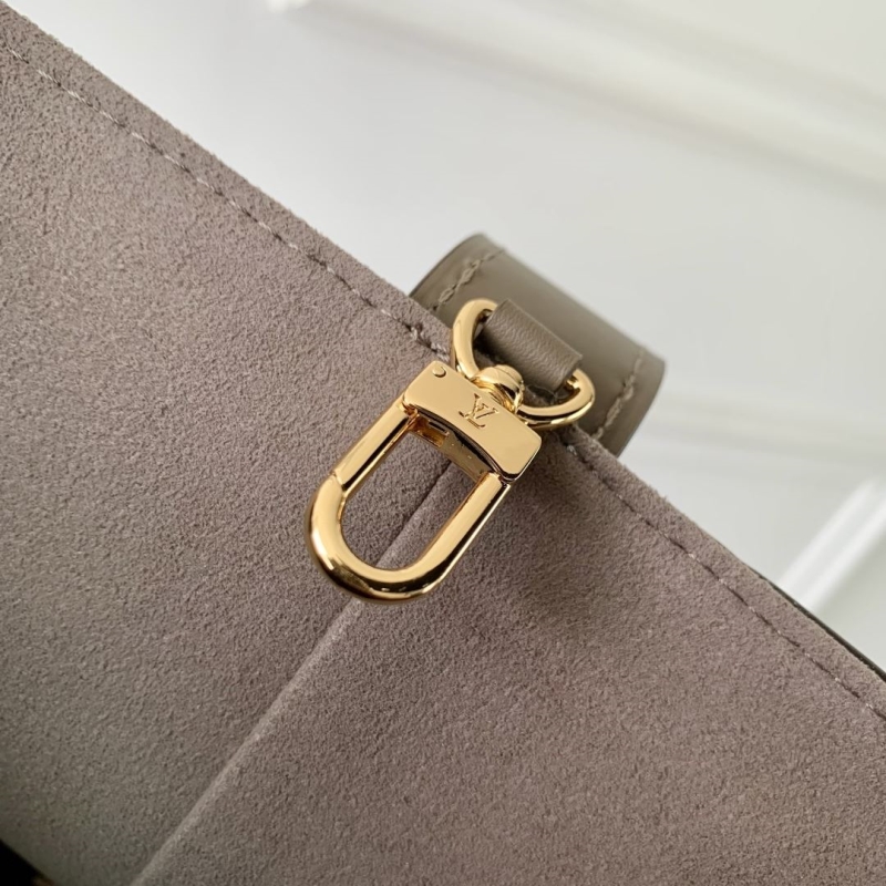 LV Shopping Bags